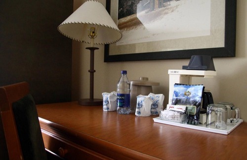 Jasper Hotel | Whistler's Inn
