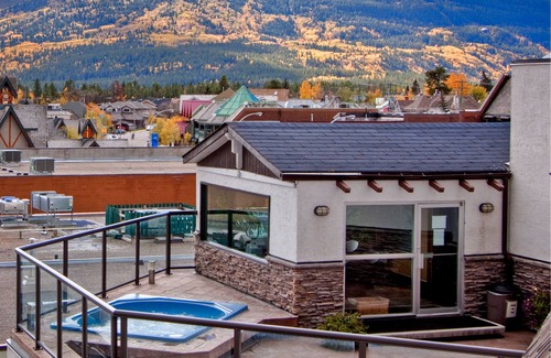Jasper Hotel | Whistler's Inn