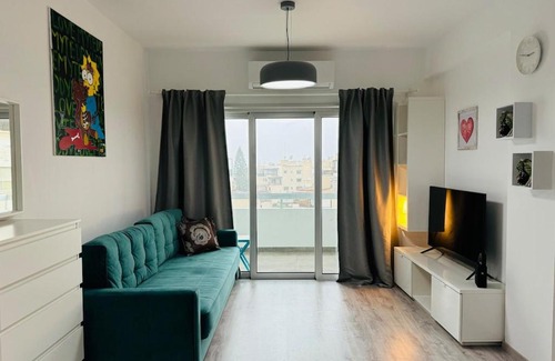 Agios Tychon Apartment | White 1-bdr apartment Agyos Tychonas