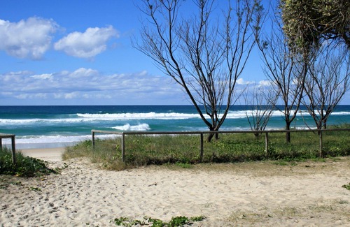 Currumbin Apartment | White Dolphin 5 Summa