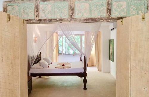 Malindi Marine National Park Hotel | White Elephant Sea Lodge