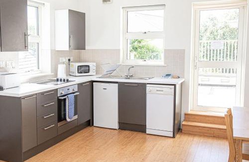 Bantham House | White Horses a large family home in Bantham South Devon with fantastic sea views