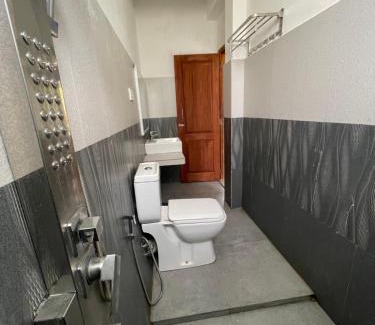 Nallathanniya House | White House Riverside Retreat