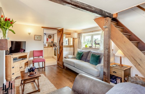 Bodham House | White Rose Cottage - Two Bedroom House, Sleeps 4