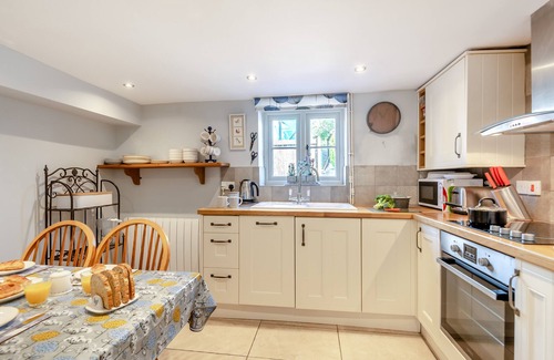 Bodham House | White Rose Cottage - Two Bedroom House, Sleeps 4