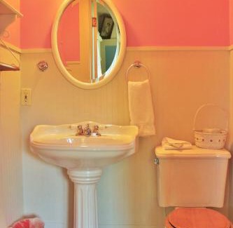Wisconsin Dells House | White Rose Inns & Motel
