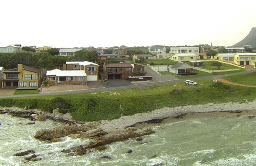 Van Dyks Bay House | White Shark Lodge