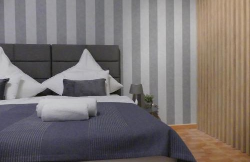 Promajna Bed & Breakfast | White Stone Villa