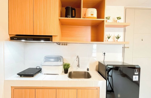 Java Apartment | White Toned Style 2Br Tokyo Riverside Pik 2 Apartment
