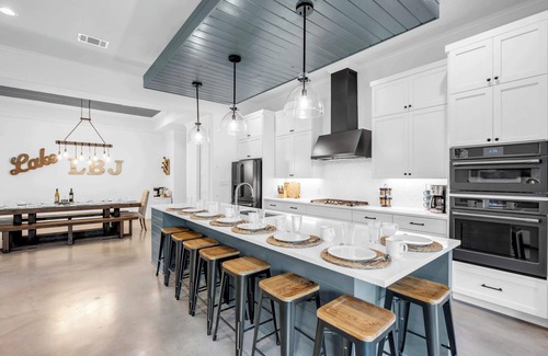 Burnet House | White Whale | Concierge Services