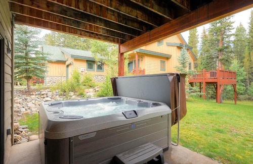 Peak 8 House | White Wolf 962