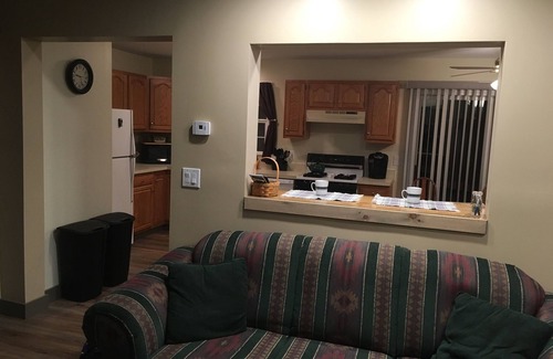 Wilmington House | Whiteface Wilmington Cottage Level 2 EV charger~Hot tub-Fireplace-Dog friendly