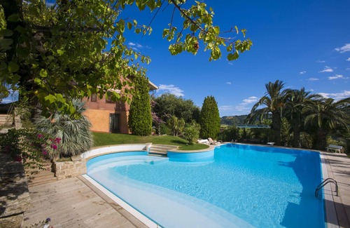 Grottammare Villa | WHOLE COUNTRY HOUSE PARK POOL FOR 10 PAX AND MORE FROM THE HILL TO THE SEA IN 5 M