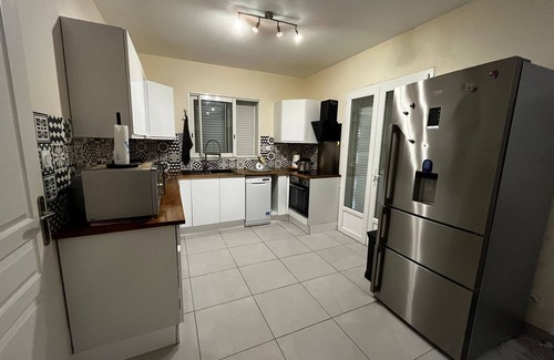 Saint-Andre-de-Sangonis Villa | Whole house: accommodation - Saint-André-de-Sangonis, France