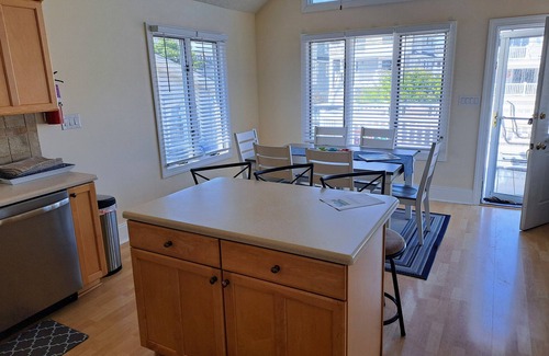 Avalon House | Whole home in Avalon, close to everything!