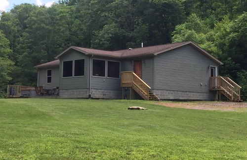 Confluence House | Whole House Nightly/Weekly Rental