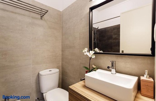 Penha de Franca Apartment | Whome | Anjos Premium Apartment #8