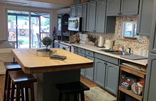 Okanagan-Similkameen Cabin | Why limit happy hour to one in Tulameen Paradise