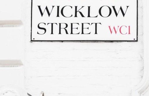 King's Cross Apartment | Wicklow Street by Onefinestay
