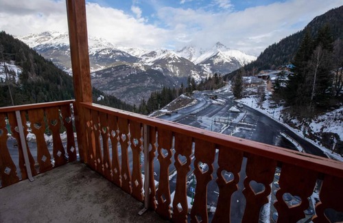 Valfrejus Apartment | Wifi, 20m from resort center, 5th floor, view mountain, tv, ski locker, 20m², Valfréjus