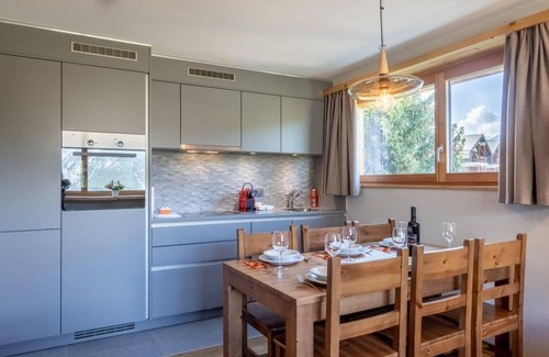 Vercorin Apartment | Wifi, ski-in/ski-out & foot of the slopes, sauna, hammam, tv, ski locker, 48m², Vercorin