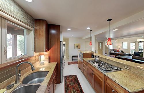 The Reserve House | Wild Flower House