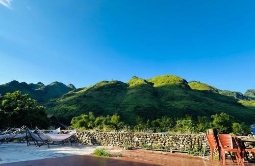 Yen Minh House | Wild Orchid- Lan Home