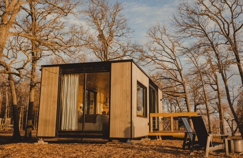West Tawakoni Cabin | Wilding Hotels Tawakoni Scenic Deluxe