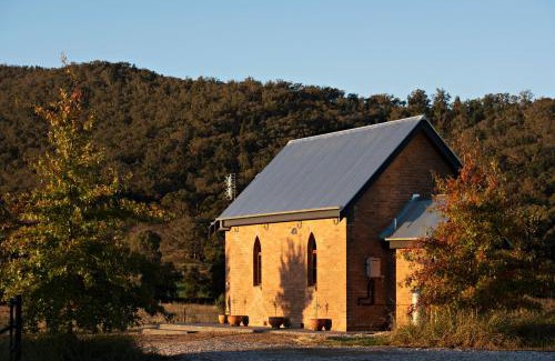 Milroy Bed & Breakfast | Wilgowrah Church - Wilgowrah - A Country Escape
