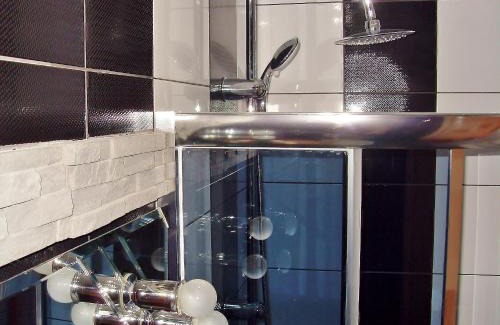 Mikolajki Bed & Breakfast | Willa Cyklada, grill, śniadania, jezioro,przystań,tawerna-200m, park linowy-400m, centrum,aquapark-900m