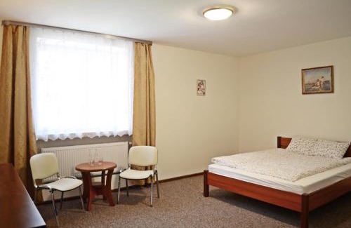 Pabianice Hotel | Willa Sailor Pabianice