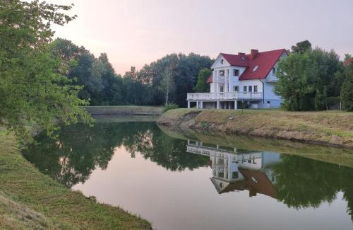Drohiczyn Villa | Willa Tonkiele - Dom z Jacuzzi i Sauną na wyłączność