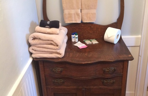 Bristol Bed & Breakfast | William's Grant Inn B&B