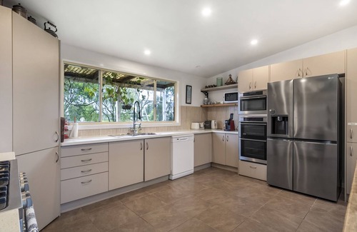 Fullerton Cove House | Willow Barn on 9 acres - Huge Swim Spa - Country Escape - EV Charging avail