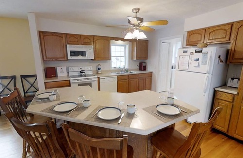 Town of Jerusalem Cottage | Willow Landing - Enjoy Breathtaking Sunrises on Keuka Lake!