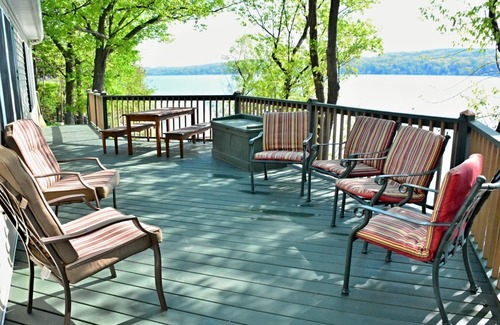 Town of Jerusalem Cottage | Willow Landing - Enjoy Breathtaking Sunrises on Keuka Lake!