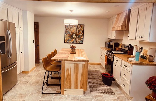 Stormstown Cottage | Willow Oak Cottage - completely renovated and 15 min from Penn State University