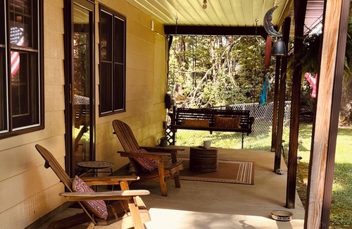 Stormstown Cottage | Willow Oak Cottage - completely renovated and 15 min from Penn State University