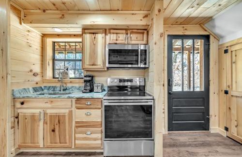 Cosby House | Wills Barn 2 Queen bedrooms - private 36-acre resort with 6 homes amazing waterfall