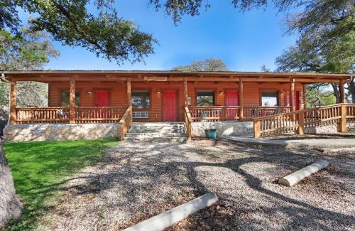Wimberley House | Wimberley Log Cabins Resort and Suites- Unit 5