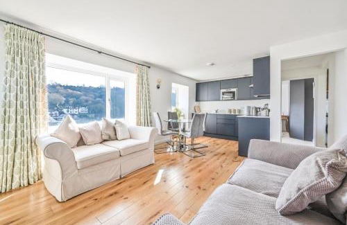 Chapel Ground Apartment | Wind Harps