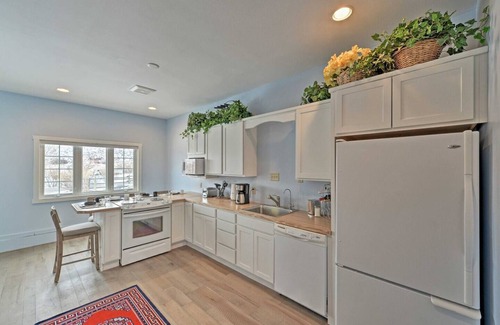 Lander Apartment | Wind River Quarters- Hot Tub, Views, Near Downtown