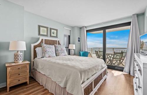 Ocean Drive House | Windemere Beachfront Oasis with Hot Tub and Pool Access