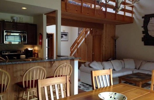 Windham House | Windham Townhouse - Base of Mountain