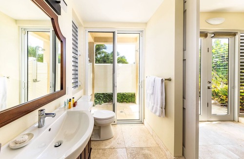 Long Bay Hills Villa | WINDHAVEN: Casual Caribbean Elegance - Right on the Beach