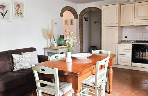 Empoli Apartment | WINDMILL apartment with private terrace