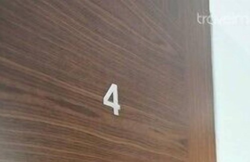 Mong Kok Apartment | Window Room near Mong Kok MTR-Y4