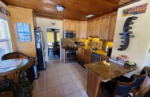 Englewood House | Windrose is renovated all new. nSeptember 2025 dates open. 50 STEPS TO BEACH!