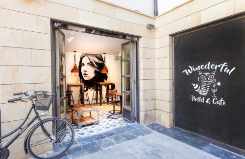 Logrono Historic Centre Hostel | Winederful Hostel & Café