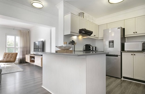 Stellenbosch House | Winelands Golf Lodges 3